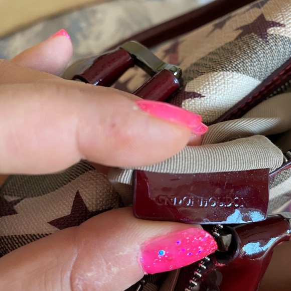 Authentic Burberry Handbag - Picture 2 of 2